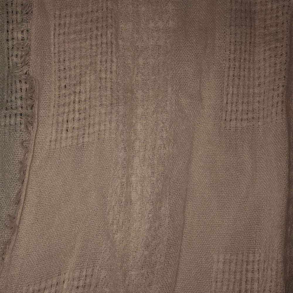 Scarf - Picture 2 of 4